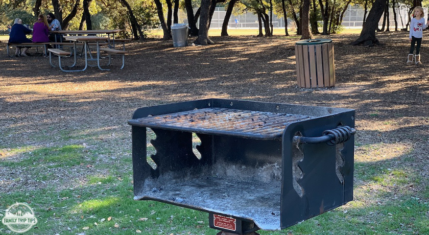 dick-nichols-park-grill-and-benches