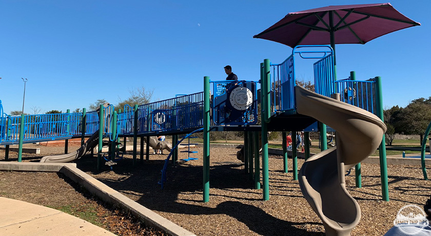 dick-nichols-park-playground2